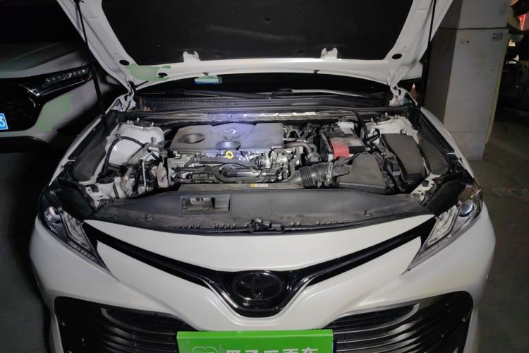 Used Toyota Camry 2019 Revised Version 2.0G Luxury Edition Engine Bay