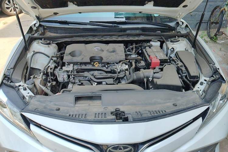 Used Toyota Camry 2019 2.0G Luxury Edition China VI Standard Engine Bay