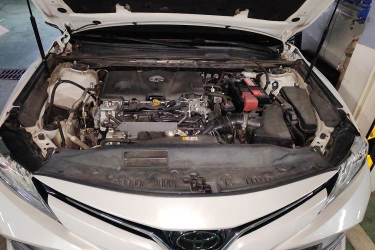 Used Toyota Camry 2019 2.5G Luxury Edition China VI Standard Engine Bay