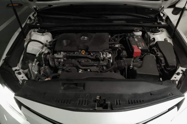 Used Toyota Camry 2019 Revised Version 2.0G Luxury Edition Engine Bay