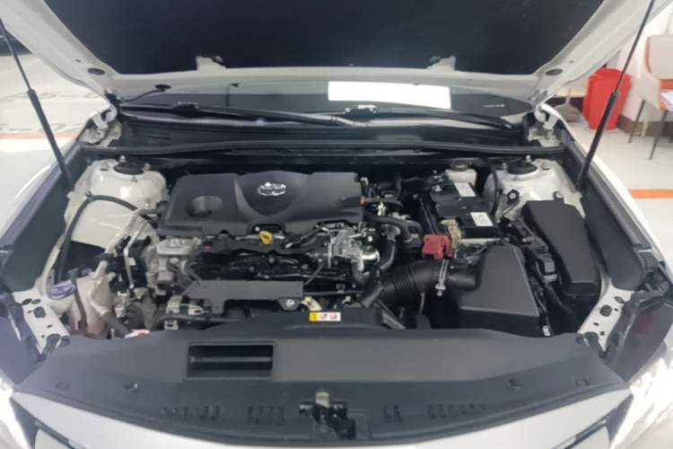 Used Toyota Camry 2019 2.5G Luxury Edition China VI Standard Engine Bay
