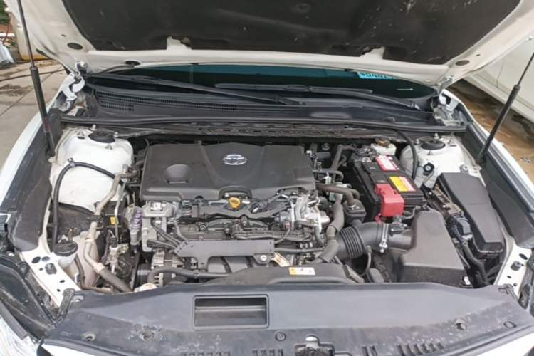 Used Toyota Camry 2019 2.5G Luxury Edition China VI Standard Engine Bay