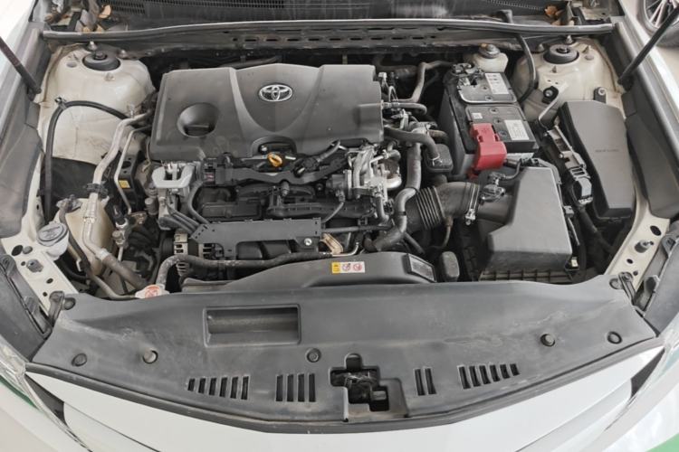 Used Toyota Camry 2019 2.5G Luxury Edition China VI Standard Engine Bay