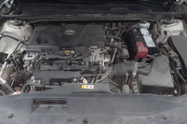 Used Toyota Camry 2019 2.5S FENGSHANG Version China VI Standard Engine Bay