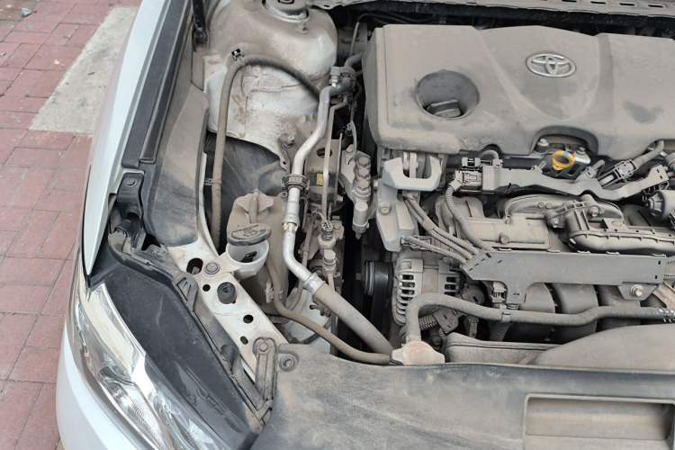 Used Toyota Camry 2019 2.5G Luxury Edition China VI Standard Engine Bay Right