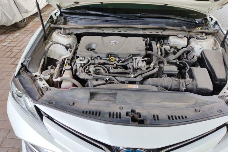 Used Toyota Camry 2019 Dual-Engine 2.5 HG Luxury Edition China V Standard Engine Bay Right