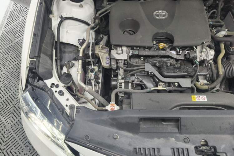 Used Toyota Camry 2019 Revised Version 2.0G Luxury Edition Engine Bay Right