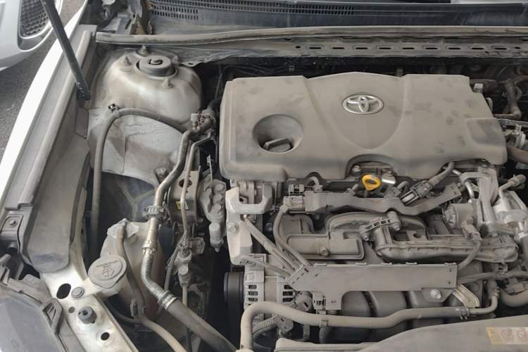 Used Toyota Camry 2019 2.5G Luxury Edition China VI Standard Engine Bay Right
