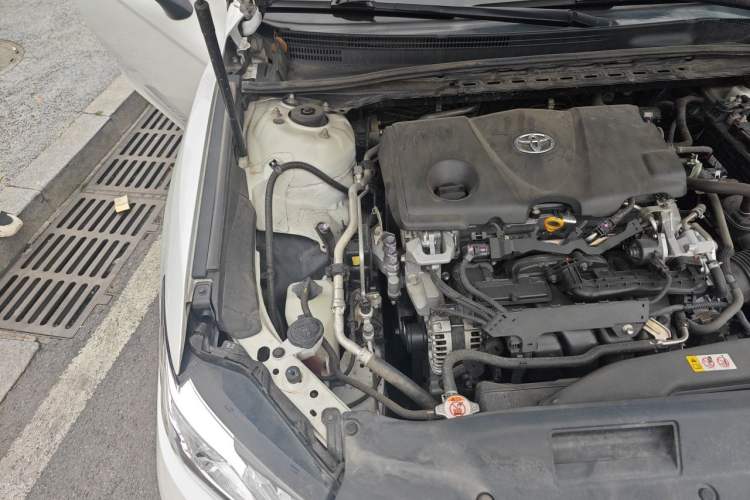 Used Toyota Camry 2019 2.5G Luxury Edition China VI Standard Engine Bay Right
