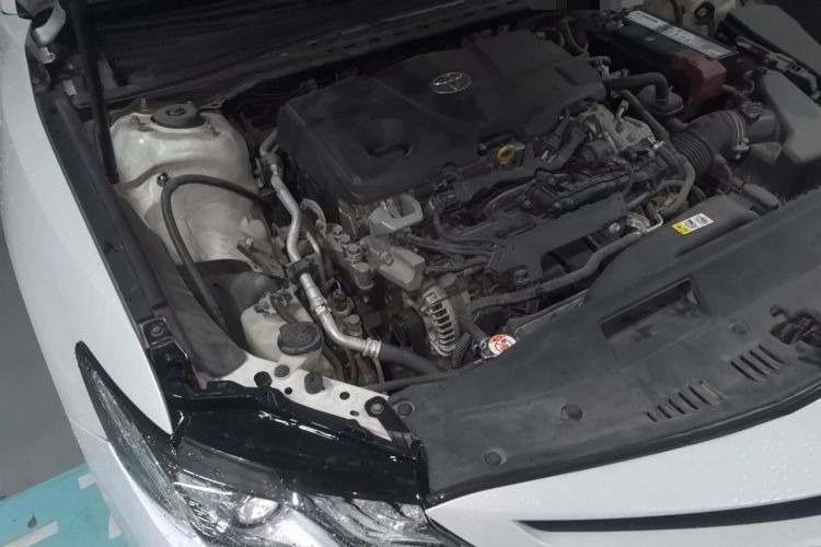 Used Toyota Camry 2019 2.5S FENGSHANG Version China VI Standard Engine Bay Right