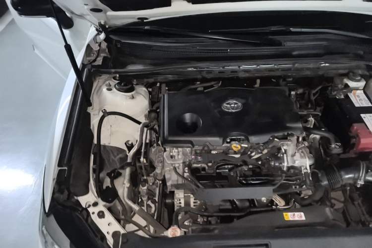 Used Toyota Camry 2019 2.5S FENGSHANG Version China VI Standard Engine Bay Right