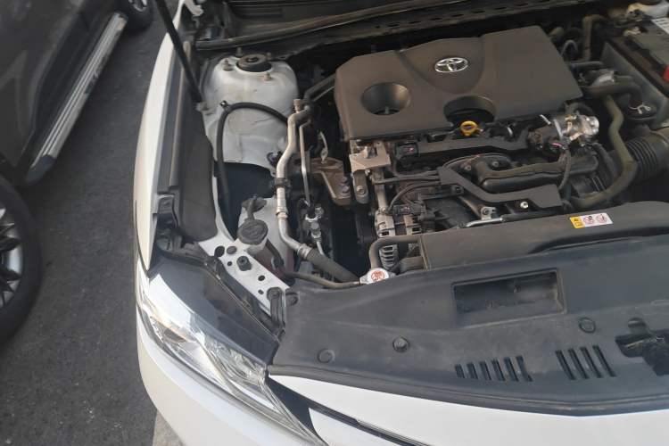 Used Toyota Camry 2019 2.0G Luxury Edition China V Standard Engine Bay Right