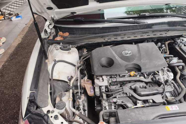 Used Toyota Camry 2019 Revised Version 2.0G Luxury Edition Engine Bay Right