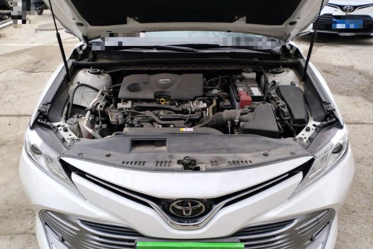 Used Toyota Camry 2019 Revised Version 2.0G Luxury Edition Engine Bay