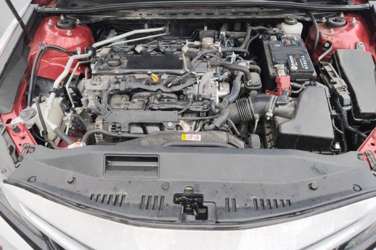 Used Toyota Camry 2019 2.5S FENGSHANG Version China VI Standard Engine Bay