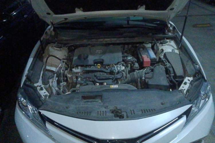 Used Toyota Camry 2019 Revised Version 2.0G Luxury Edition Engine Bay