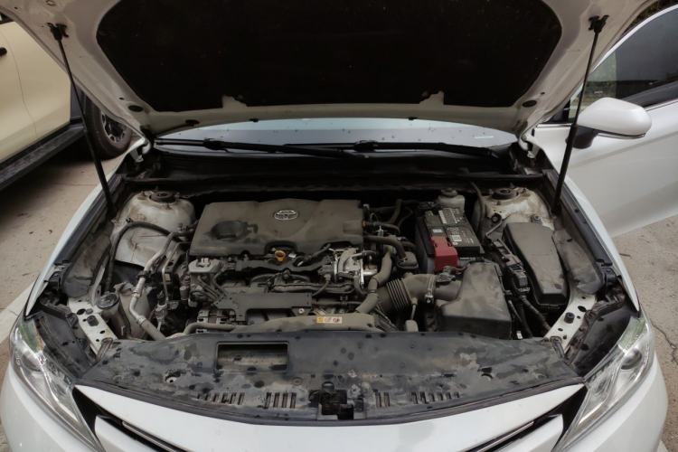 Used Toyota Camry 2019 2.5G Luxury Edition China V Standard Engine Bay
