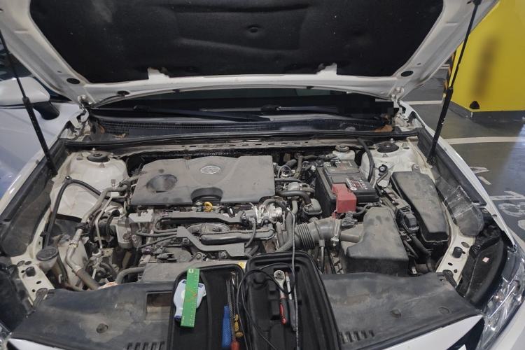 Used Toyota Camry 2019 2.0G Luxury Edition China VI Standard Engine Bay
