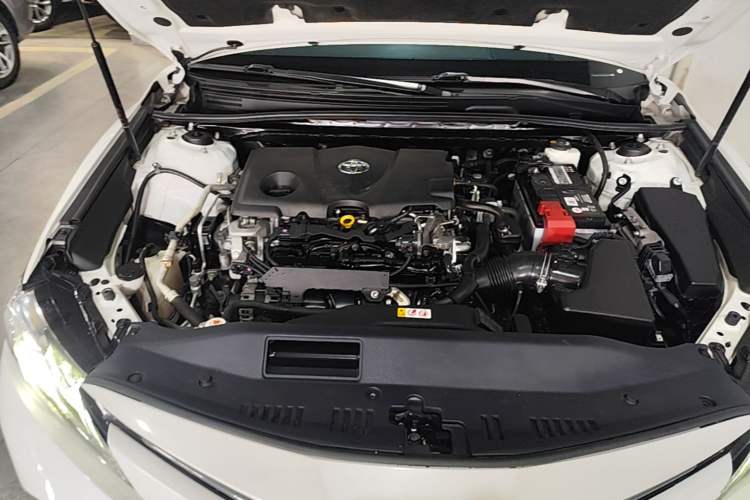 Used Toyota Camry 2019 2.5G Luxury Edition China VI Standard Engine Bay
