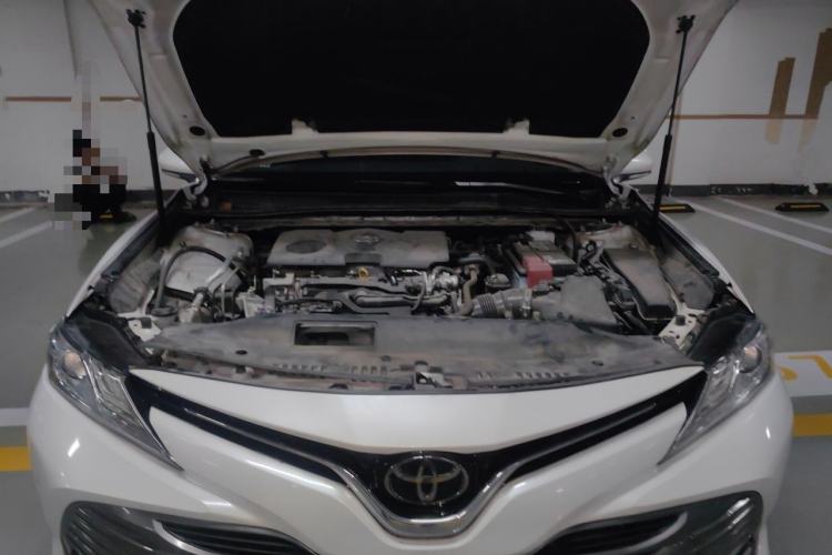 Used Toyota Camry 2019 2.0G Luxury Edition China VI Standard Engine Bay