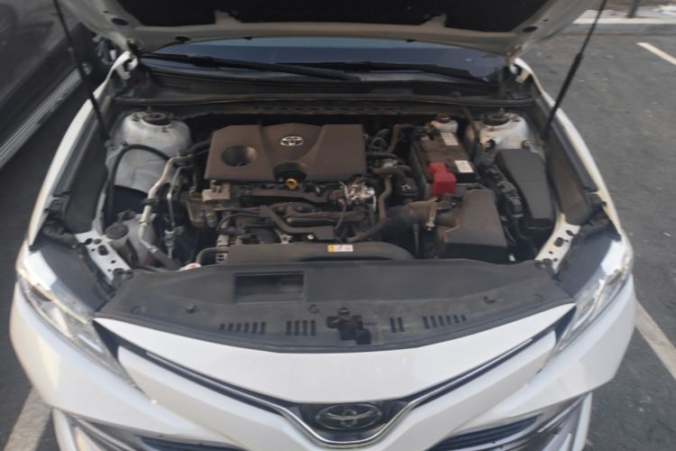 Used Toyota Camry 2019 2.0G Luxury Edition China V Standard Engine Bay