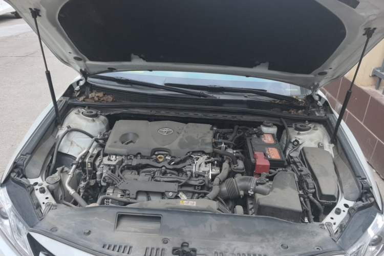 Used Toyota Camry 2019 2.5G Luxury Edition China V Standard Engine Bay