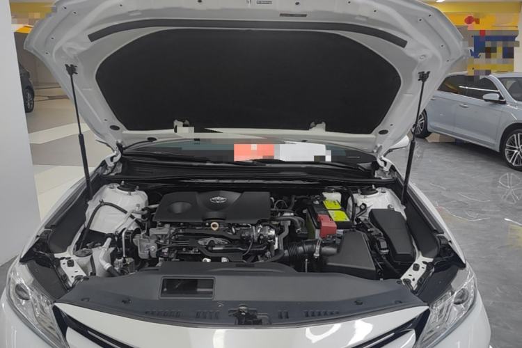 Used Toyota Camry 2019 Revised Version 2.0G Luxury Edition Engine Bay