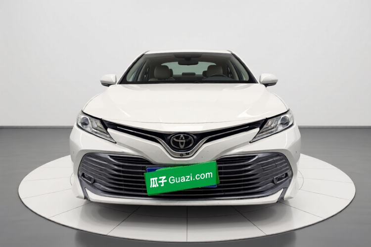 Used Toyota Camry 2019 2.0G Luxury Edition China VI Standard Exterior 1