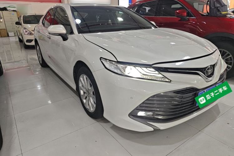 Used Toyota Camry 2019 2.0G Luxury Edition China VI Standard Exterior 1