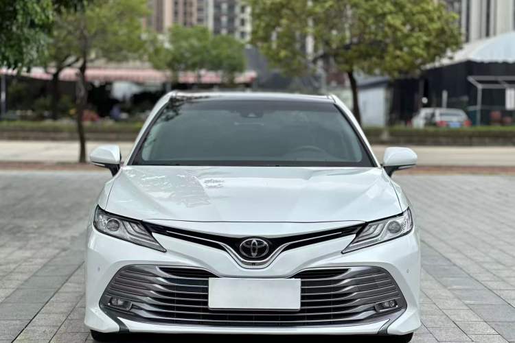 Used Toyota Camry 2019 2.5G Luxury Edition China VI Standard Exterior 1