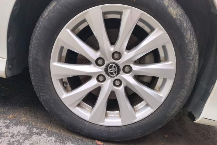 Used Toyota Camry 2019 Revised Version 2.0G Luxury Edition Exterior 1