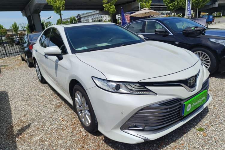 Used Toyota Camry 2019 2.0G Luxury Edition China VI Standard Exterior 1