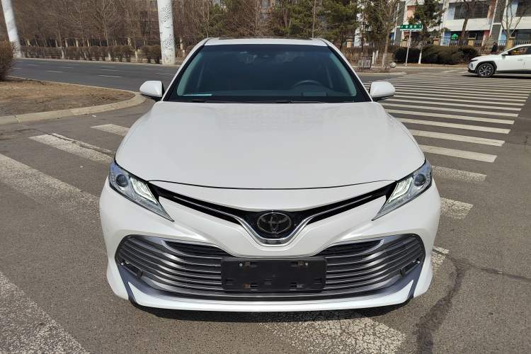 Used Toyota Camry 2019 2.0G Luxury Edition China VI Standard Exterior 1