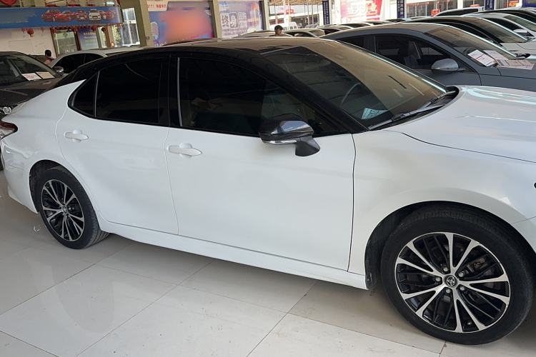 Used Toyota Camry 2019 2.0S FENGSHANG Version China VI Standard Exterior 2