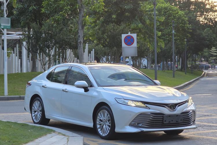 Used Toyota Camry 2019 Revised Version 2.5G Luxury Edition Exterior 3