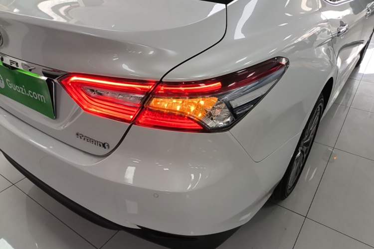Used Toyota Camry 2019 Revised Version Dual-Engine 2.5 HG Luxury Edition Exterior 3