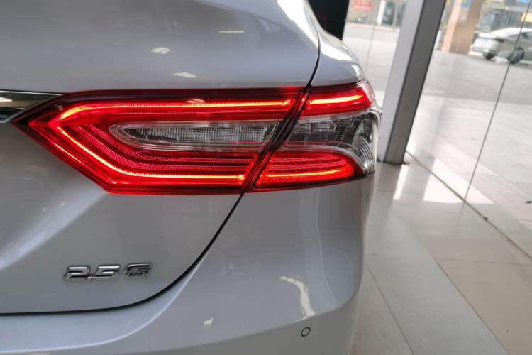 Used Toyota Camry 2019 2.5G Luxury Edition China VI Standard Exterior 3