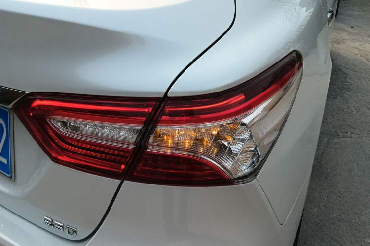 Used Toyota Camry 2019 Revised Version 2.5G Luxury Edition Exterior 3