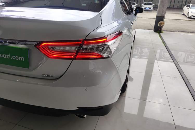 Used Toyota Camry 2019 2.5G Luxury Edition China VI Standard Exterior 3