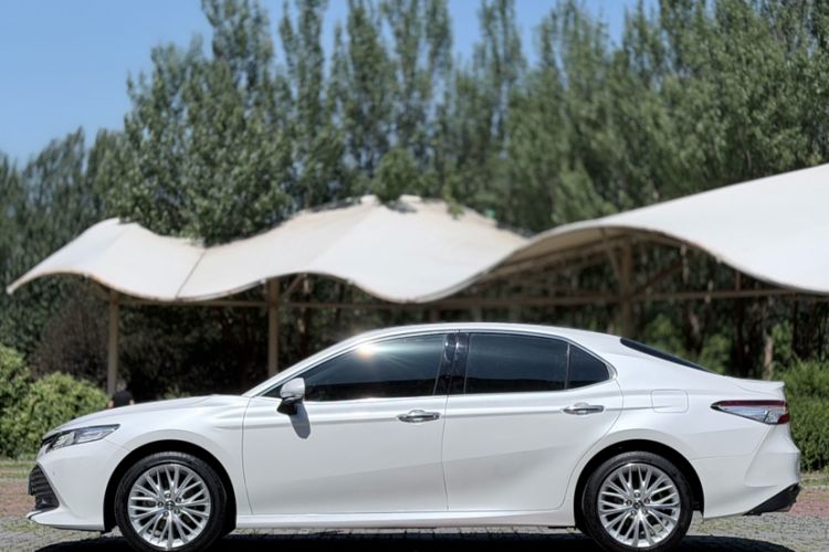 Used Toyota Camry 2019 2.5G Luxury Edition China V Standard Exterior 3