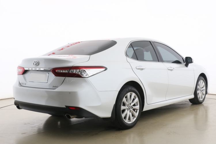 Used Toyota Camry 2019 2.0G Luxury Edition China VI Standard Exterior 3