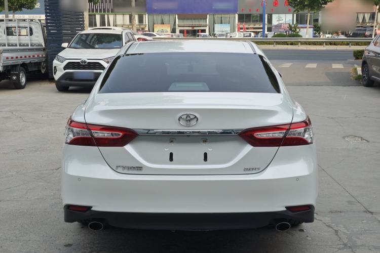 Used Toyota Camry 2019 Revised Version 2.0G Luxury Edition Exterior 3