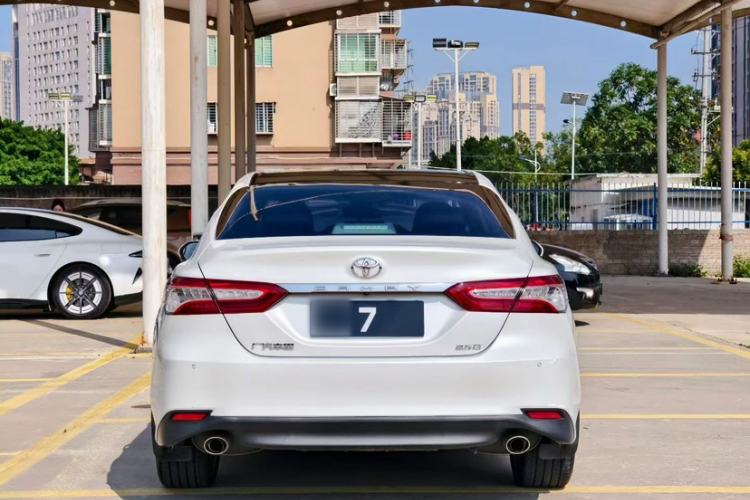 Used Toyota Camry 2019 2.5G Luxury Edition China VI Standard Exterior 4