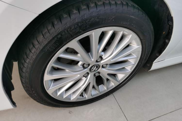 Used Toyota Camry 2019 2.5G Luxury Edition China VI Standard Exterior 4