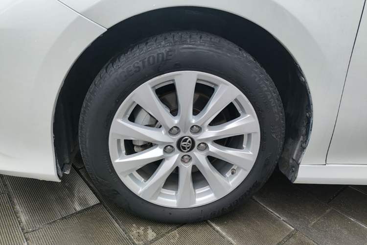 Used Toyota Camry 2019 2.0G Luxury Edition China VI Standard Exterior 4