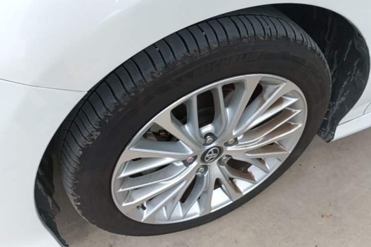 Used Toyota Camry 2019 2.5G Luxury Edition China VI Standard Exterior 4
