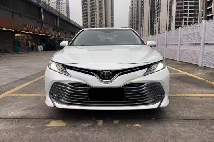 Used Toyota Camry 2019 2.0G Luxury Edition China VI Standard Exterior 4