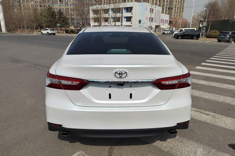 Used Toyota Camry 2019 2.0G Luxury Edition China VI Standard Exterior 4