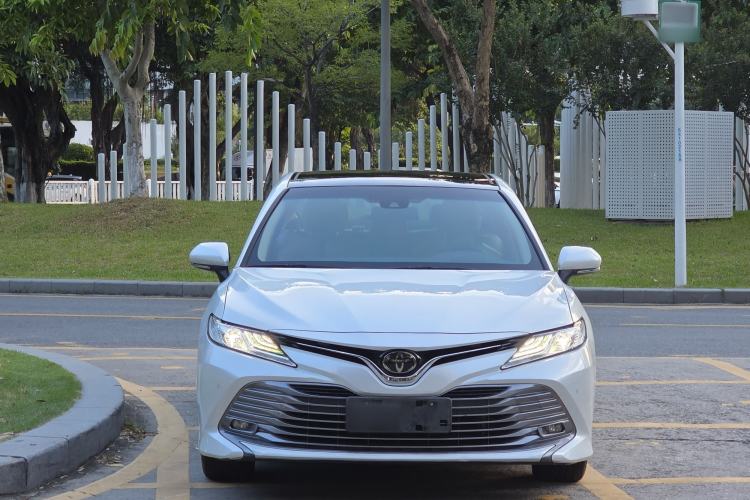 Used Toyota Camry 2019 Revised Version 2.5G Luxury Edition Exterior 5