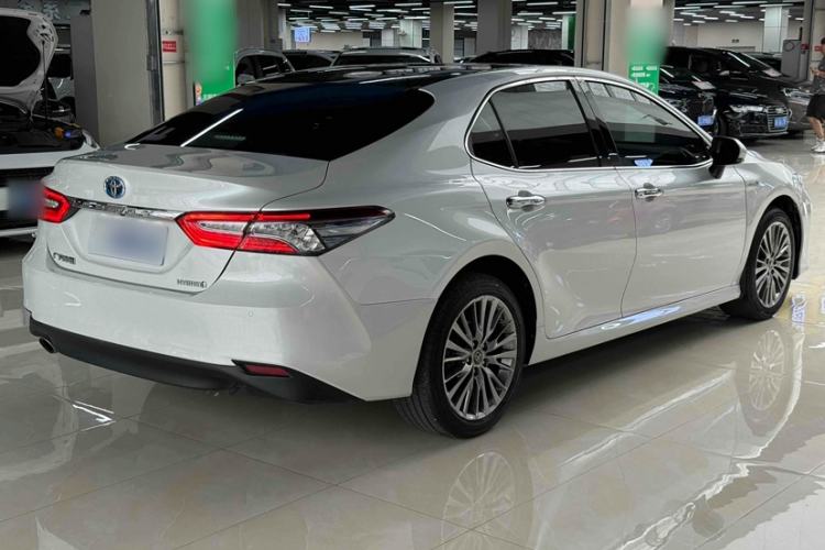 Used Toyota Camry 2019 Revised Version Dual-Engine 2.5 HG Luxury Edition Exterior 5
